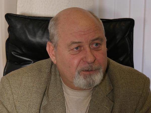 Депутат Владимир Жуков