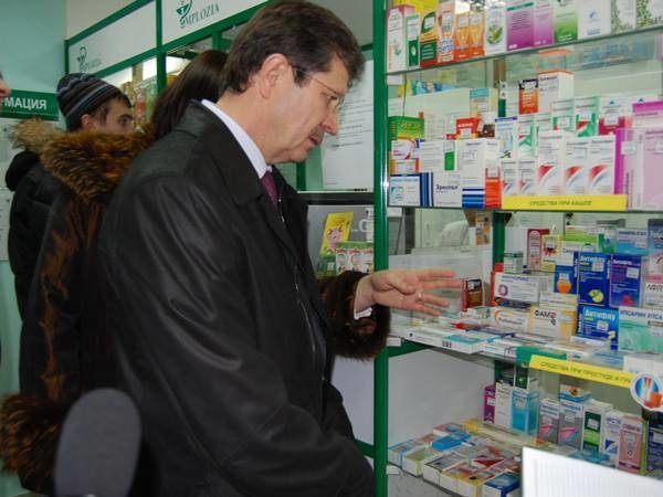 Проверил цена на&nbsp;лекарства и&nbsp;директор департамента здравоохранения Тольятти Александр Изосимов
