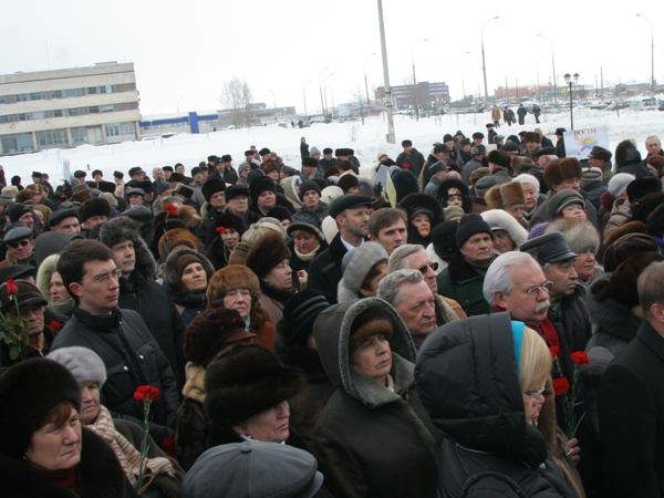 Вазовцы пришли почтить память Виктора Полякова