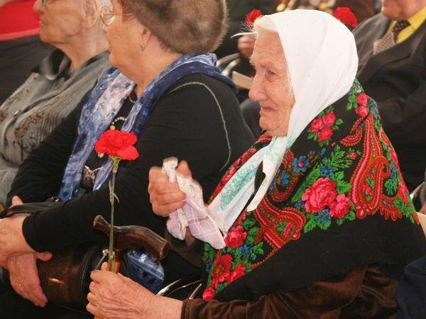 Вручение юбилейных медалей