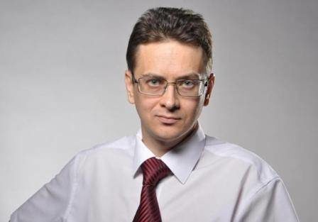 Александр Стряпчев